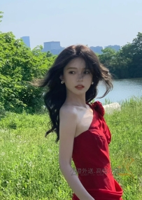 美艷類型  身形勻稱迷人，更具氣質魅力。高度配合且開放的她 樂於配合各種需求和姿勢