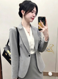 #氣質OL兼職 微笑服務 自備黑絲  騷勁十足！#被稱為自動小馬達