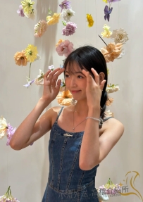 清純學生妹~根本是從小甜到大  聲音嗲嗲的~清爽風格看到心情就好