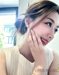 氣質性感 愛被寵愛的感覺  剛見面的話是比較害羞型 床上服務淫蕩