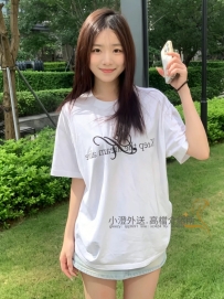外貌很可愛很有鄰家女孩的fu   床上很會挑逗哦超級有女友fu的